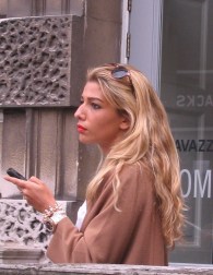 lfw-fashionista-phone